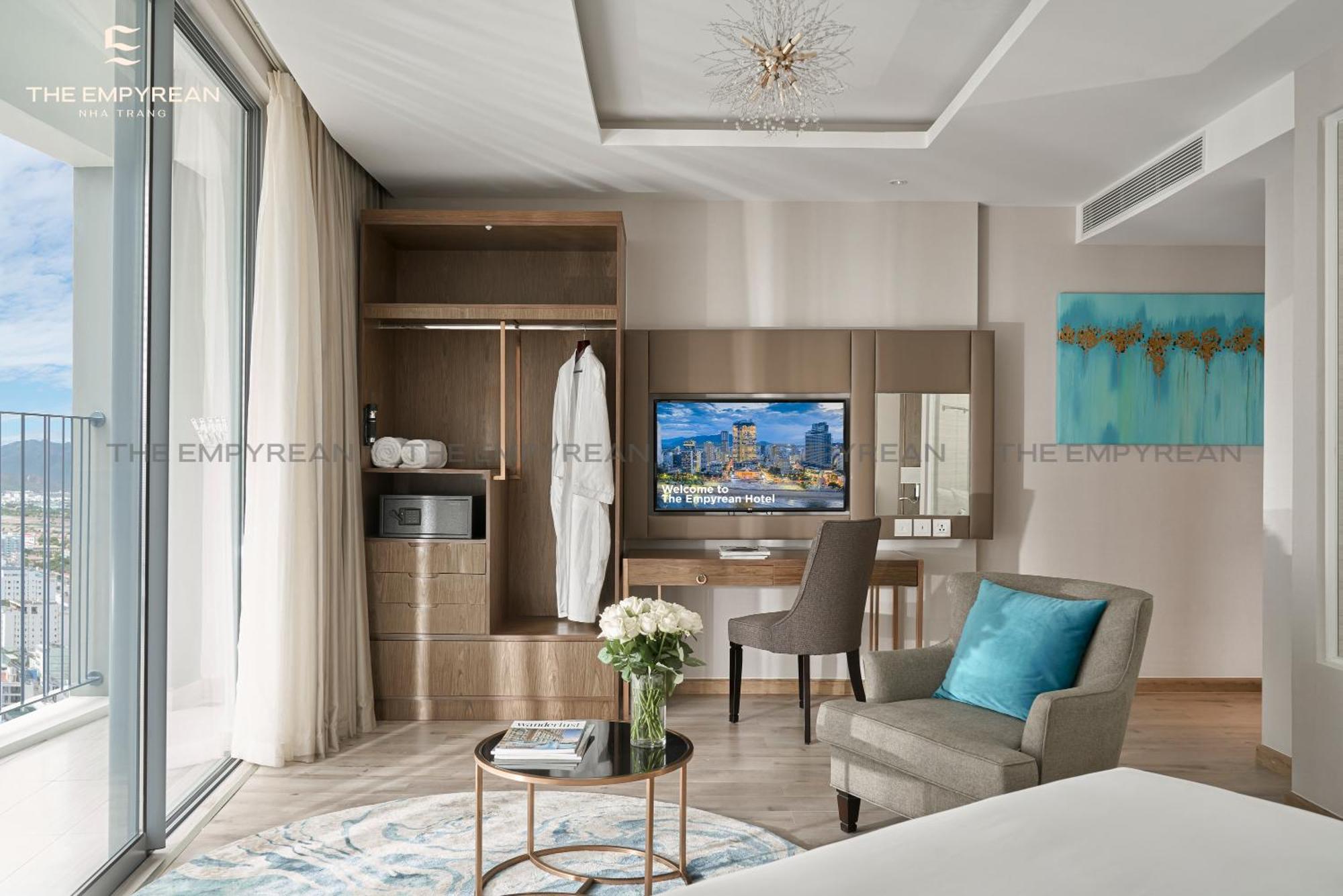 ホテル The Empyrean ニャチャン 部屋 写真